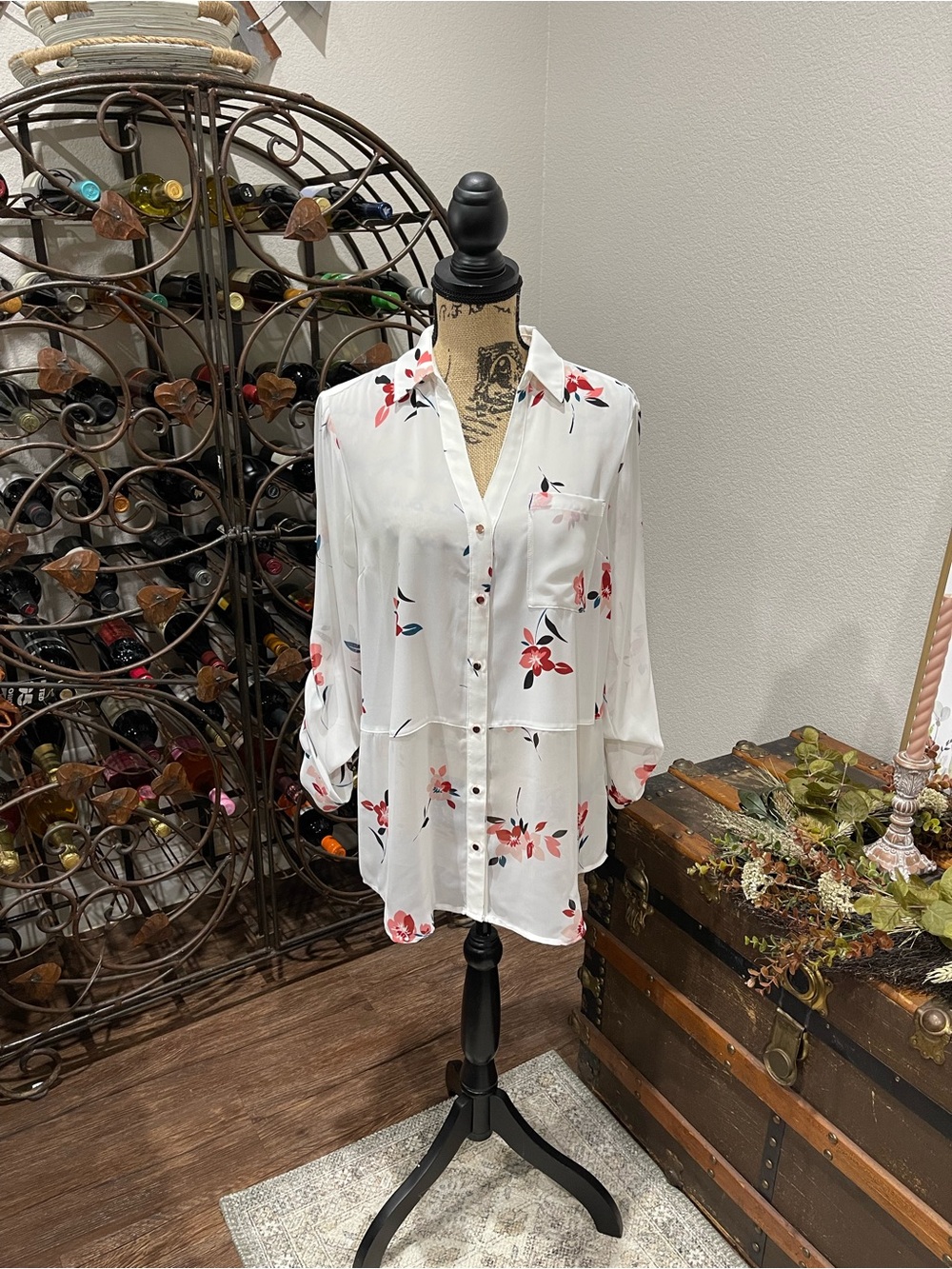 Candie's White Button-Front Floral Blouse with Red/Pink Accents